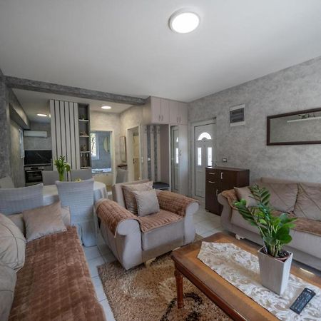 Apartman Anja Risan Exteriér fotografie