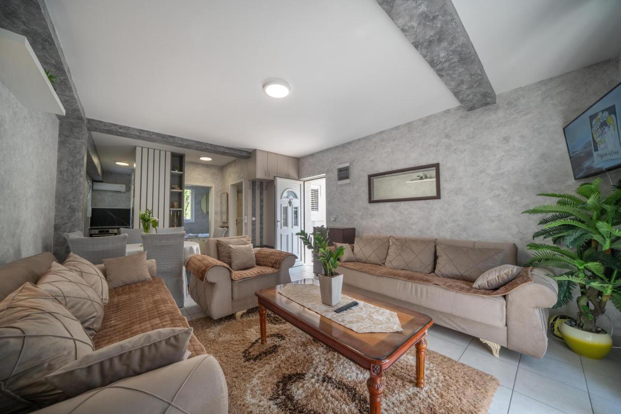 Apartman Anja Risan Exteriér fotografie