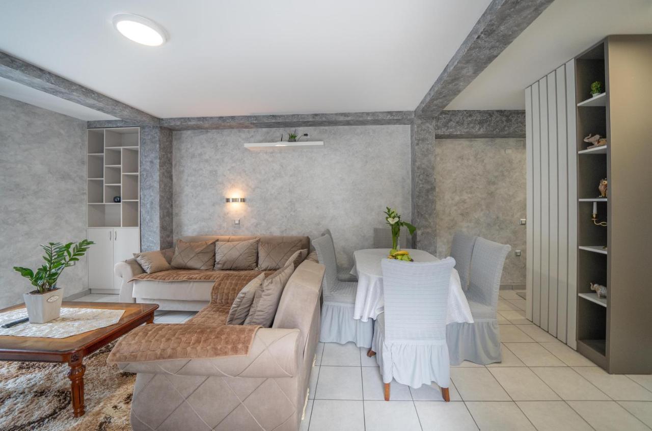 Apartman Anja Risan Exteriér fotografie